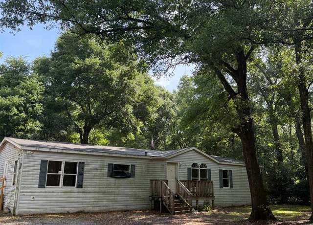 Property at 6650 Trammel Dr, Milton, FL 32570, 3 beds, 2 baths