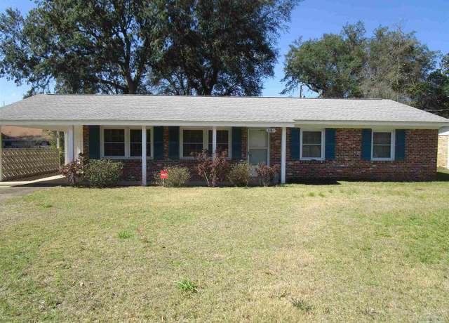 Property at 5261 Newton St, Milton, FL 32570, 4 beds, 3 baths