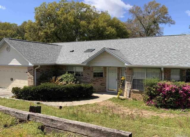 Property at 3901 Deerwood Cir, Pace, FL 32571, 3 beds, 2 baths