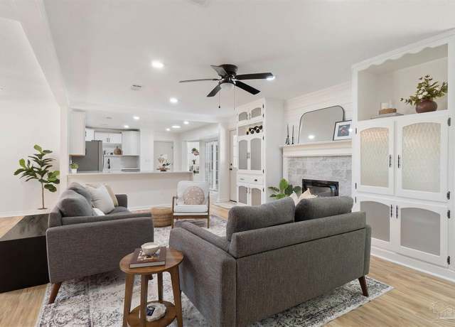 Property at 12570 Prospero Dr, Pensacola, FL 32506, 6 beds, 3 baths
