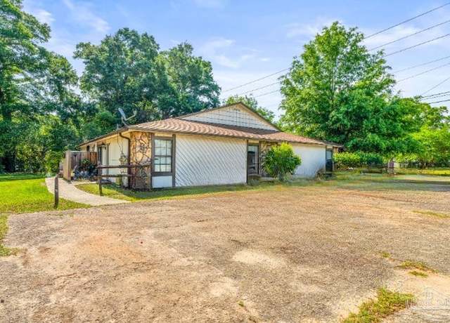 Property at 6839 Tiki Ln, Pensacola, FL 32503, 2 beds, 1 bath