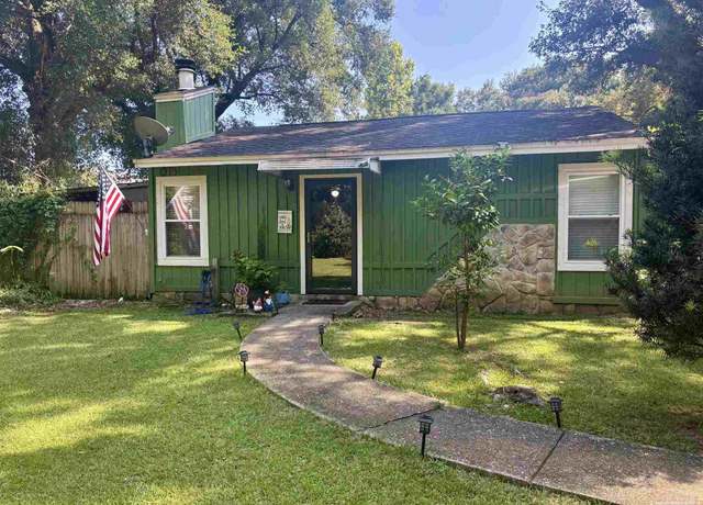 Property at 4801 Sierra Dr Unit A, Pensacola, FL 32526, 2 beds, 1 bath