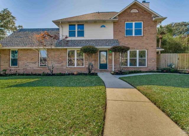 Property at 711 Roanoke Ct, Gulf Breeze, FL 32561, 4 beds, 2.5 baths