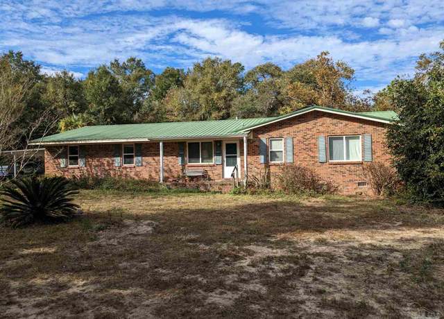 Property at 8271 Mobile Hwy, Pensacola, FL 32526, 3 beds, 2 baths