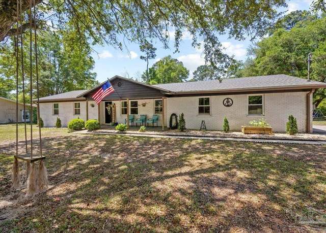 Property at 8511 Klondike Rd, Pensacola, FL 32526, 4 beds, 3 baths