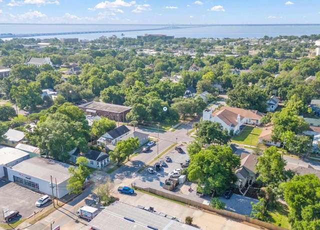 Property at 622 N 7th Ave, Pensacola, FL 32501