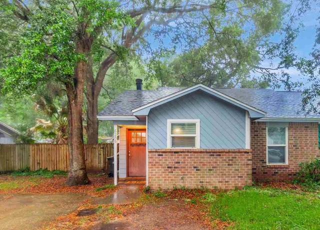 Property at 6205 E Forest Pines Dr, Pensacola, FL 32526, 3 beds, 1 bath