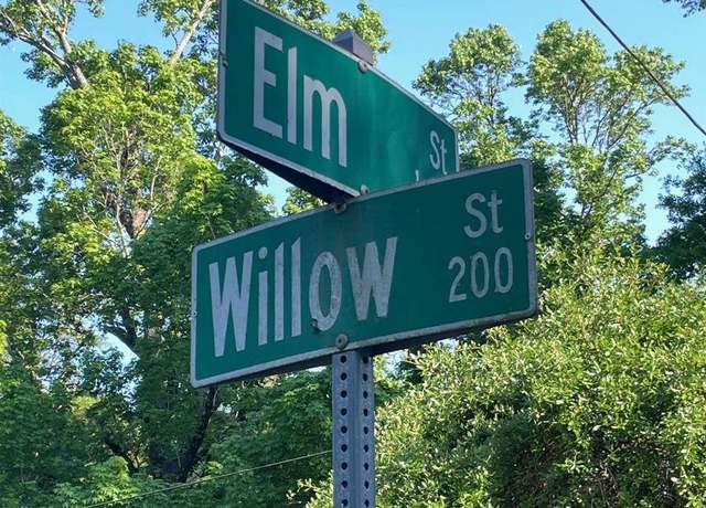 Property at 138 Elm St, Pensacola, FL 32506