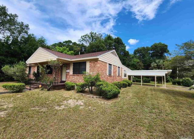 Property at 867 Berkley Dr, Pensacola, FL 32503, 3 beds, 3 baths