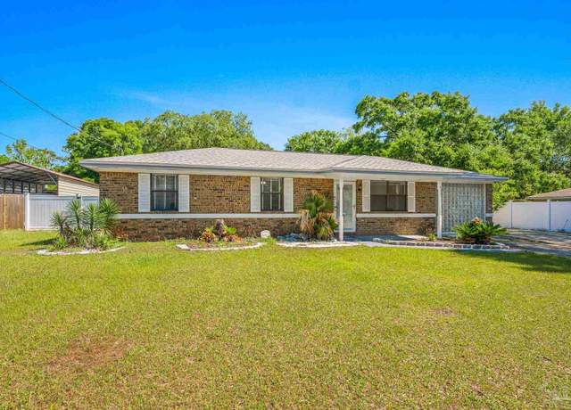 Property at 5532 Woodcrest Dr, Milton, FL 32583, 3 beds, 2 baths