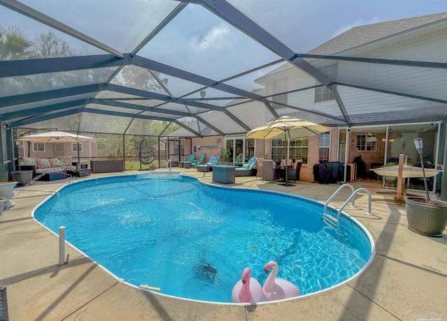 Property at 5586 North Shore Way, Pensacola, FL 32507, 4 beds, 3.5 baths
