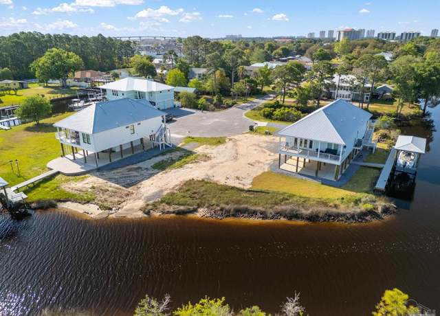 Property at 5517 Sea Spray Dr, Pensacola, FL 32507