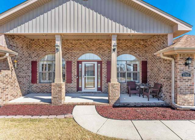 Property at 1745 Bay Pine Cir, Gulf Breeze, FL 32563, 4 beds, 2 baths