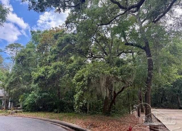 Property at 9517 Lorikeet Ln, Pensacola, FL 32507