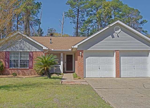 Property at 403 Bobwhite Dr, Pensacola, FL 32514, 3 beds, 2 baths