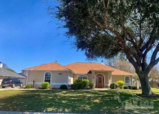 Property at 5060 Chandelle Dr, Pensacola, FL 32507, 3 beds, 2 baths