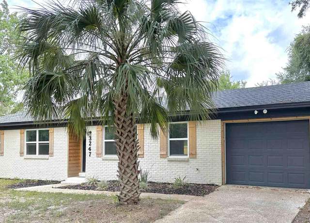 Property at 3247 Auburn Pkwy, Gulf Breeze, FL 32563, 3 beds, 2 baths