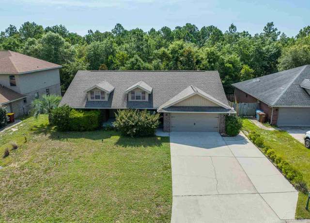 Property at 2790 Shoni Dr, Navarre, FL 32566, 3 beds, 2 baths