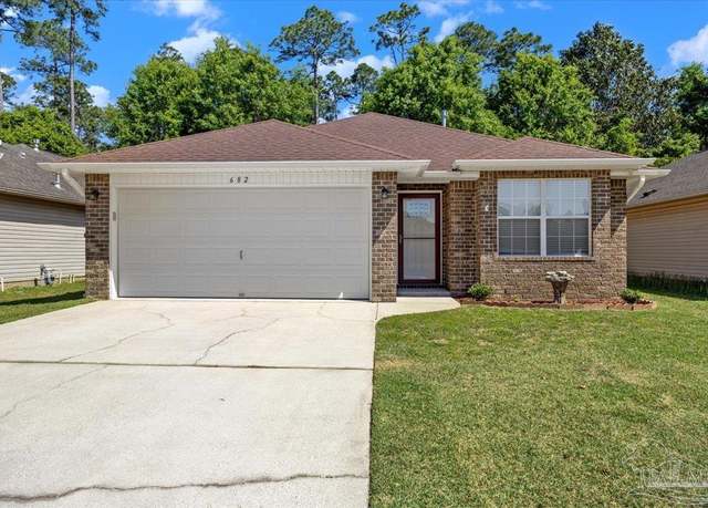 Property at 682 Mozingo Ln, Pensacola, FL 32514, 3 beds, 2 baths