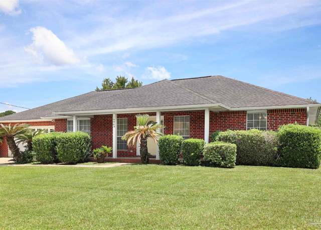 Property at 10043 Hummingbird Blvd, Pensacola, FL 32514, 3 beds, 2 baths