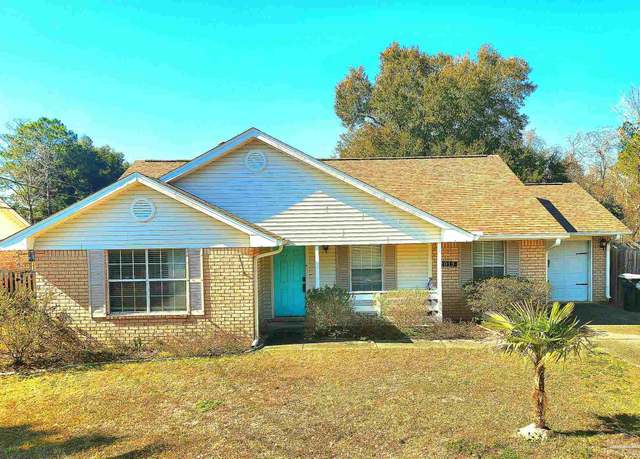 Property at 2013 Marion Oaks Pl, Pensacola, FL 32507, 3 beds, 2 baths