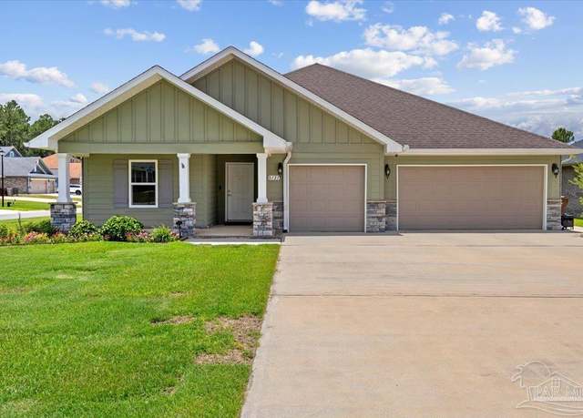 Property at 8121 Silver Maple Dr, Milton, FL 32583, 3 beds, 2.5 baths