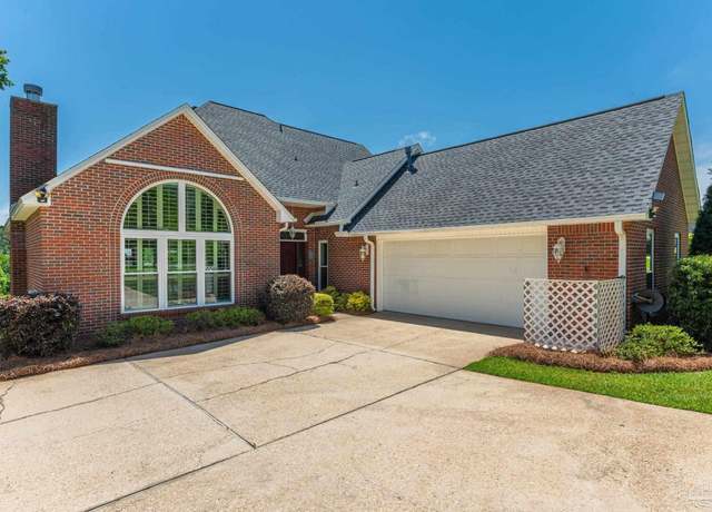 Property at 241 Antiqua Way, Niceville, FL 32578, 4 beds, 2.5 baths