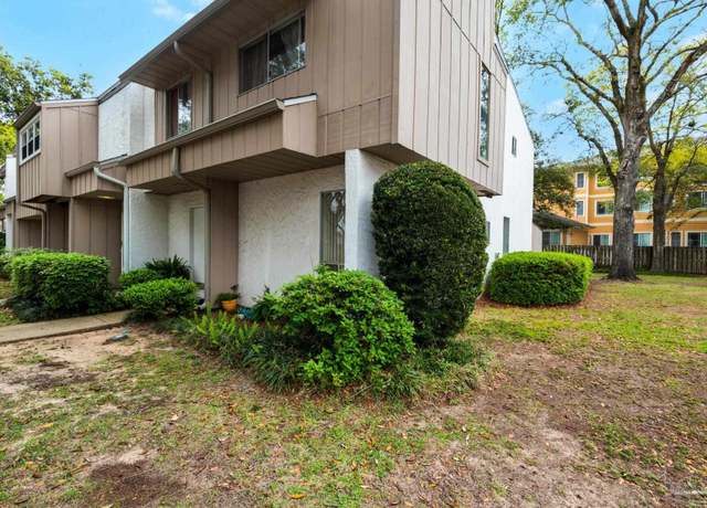 Property at 3400 Wimbledon Dr #9, Pensacola, FL 32504, 3 beds, 2.5 baths