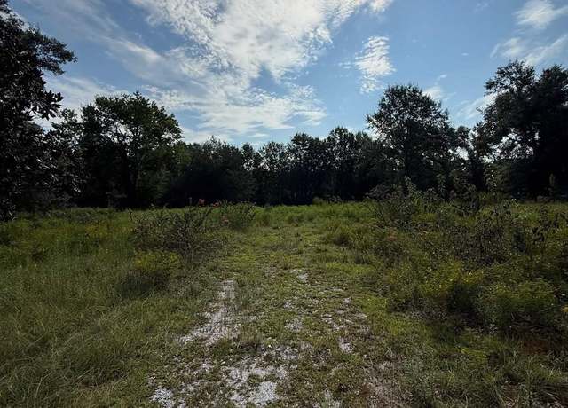 Property at 9076 Salter Rd, Pace, FL 32571