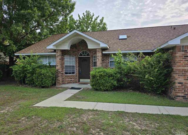 Property at 5233 Chumuckla Hwy, Pace, FL 32571, 3 beds, 2 baths
