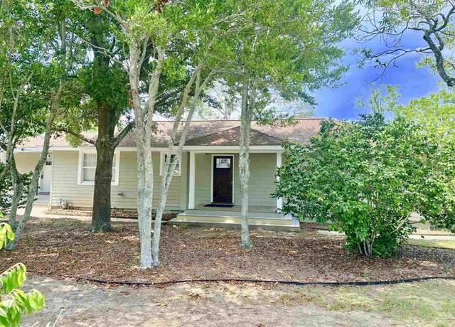 Property at 801 Watson Ave, Pensacola, FL 32503, 3 beds, 3 baths