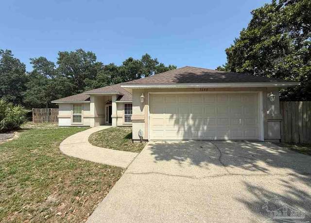 Property at 1640 Steven Dr, Gulf Breeze, FL 32563, 3 beds, 2 baths