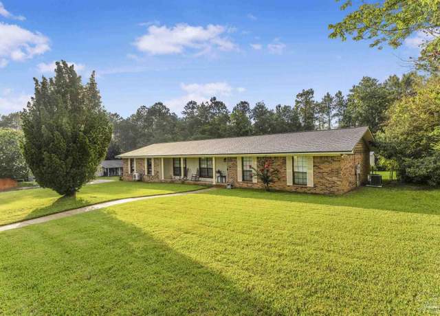 Property at 4752 Pebble Creek Dr, Pensacola, FL 32526, 4 beds, 2 baths