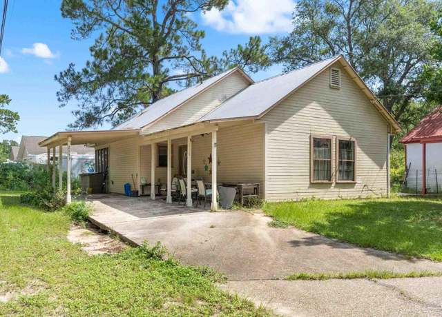 Property at 2853 Hidden Springs Dr, Pensacola, FL 32526, 2 beds, 1 bath