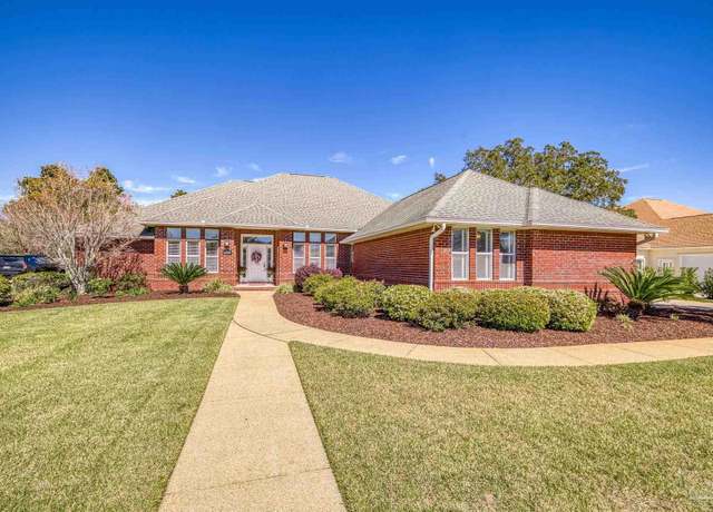 Property at 2548 Frank Cir, Gulf Breeze, FL 32563, 4 beds, 2.5 baths