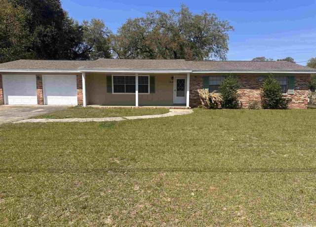 Property at 1212 Dunmire St, Pensacola, FL 32504, 3 beds, 2 baths