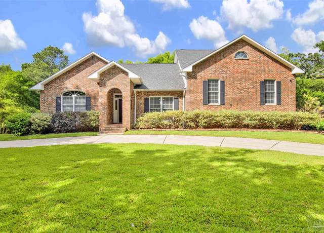 Property at 4581 Baybrook Dr, Pensacola, FL 32514, 4 beds, 3 baths