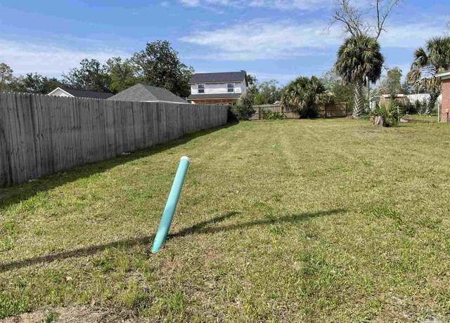 Property at 1116 E Fisher St, Pensacola, FL 32503