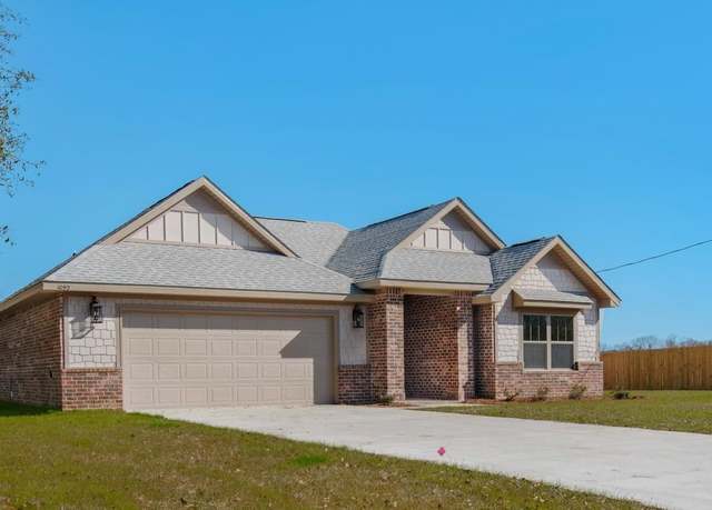 Property at 3207 Glen Coe Ct, Milton, FL 32583, 3 beds, 2 baths
