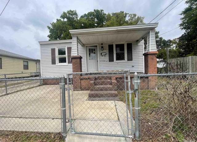 Property at 1340 W Lloyd St, Pensacola, FL 32501, 2 beds, 2 baths