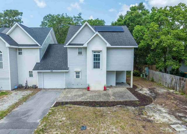 Property at 1002 Hondo Ave, Ft Walton Beach, FL 32547, 3 beds, 2.5 baths