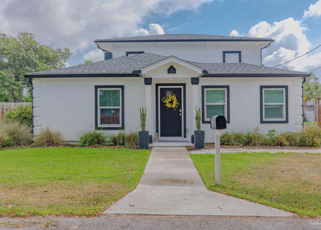 Property at 8 Sullivan Rd, Pensacola, FL 32507, 3 beds, 3 baths