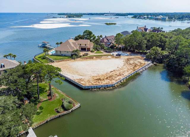 Property at 37 Lakeside Dr, Pensacola, FL 32507