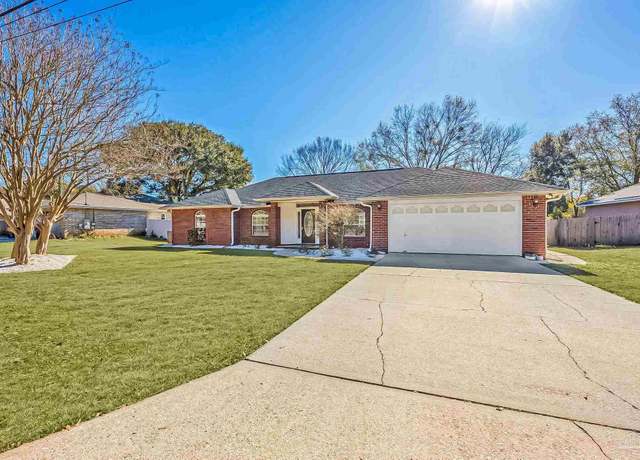 Property at 3421 Gardenview Rd, Pace, FL 32571, 3 beds, 2 baths