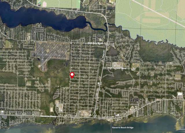 Property at 8104 Miranda St, Navarre, FL 32566