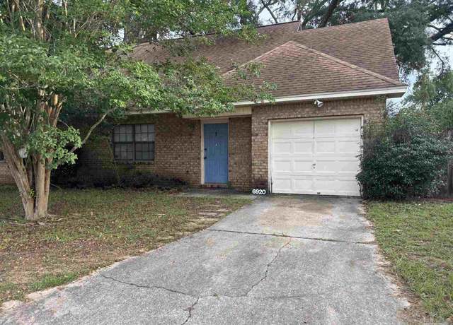 Property at 6920 Heather Oaks Dr, Pensacola, FL 32506, 2 beds, 1.5 baths