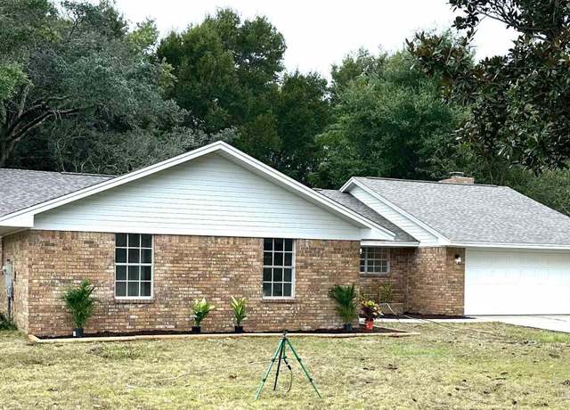 Property at 8333 Lyric Dr, Pensacola, FL 32514, 4 beds, 2.5 baths