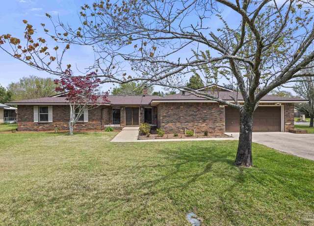Property at 4280 Reynosa Dr, Pensacola, FL 32504, 3 beds, 2 baths