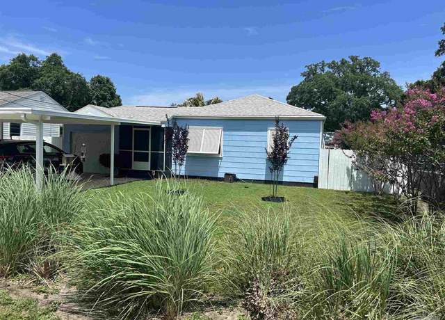 Property at 207 Delray Dr, Pensacola, FL 32507, 2 beds, 1 bath