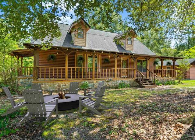 Property at 2126 Beaver Dam Ln, Cantonment, FL 32533, 3 beds, 2.5 baths